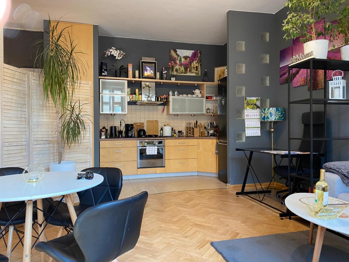 Apartament Przy Plazy W Centrum Gdyni - Prywatny Parking! Gdynia Exteriör bild