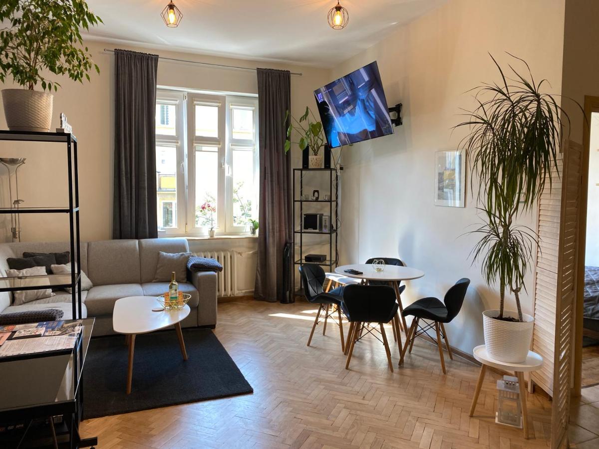 Apartament Przy Plazy W Centrum Gdyni - Prywatny Parking! Gdynia Exteriör bild